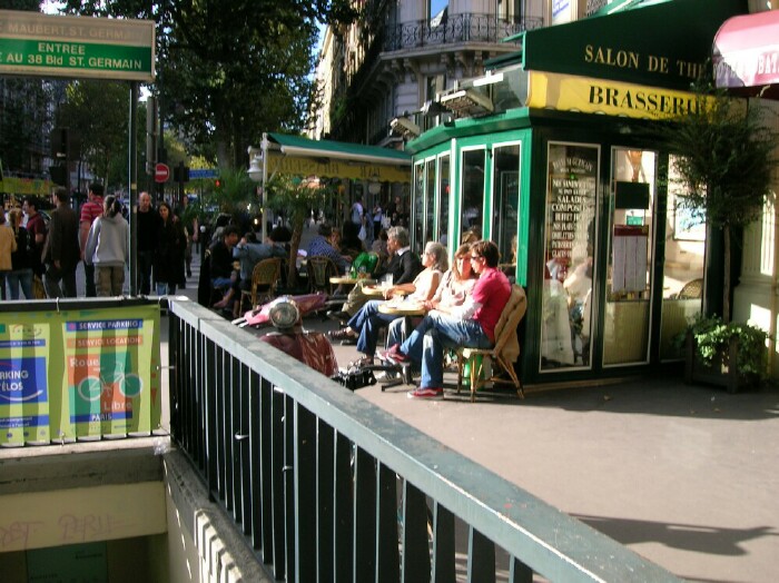 brasserie  boulevard Saint-Germain paris