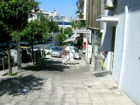 Rue  le pire athenes