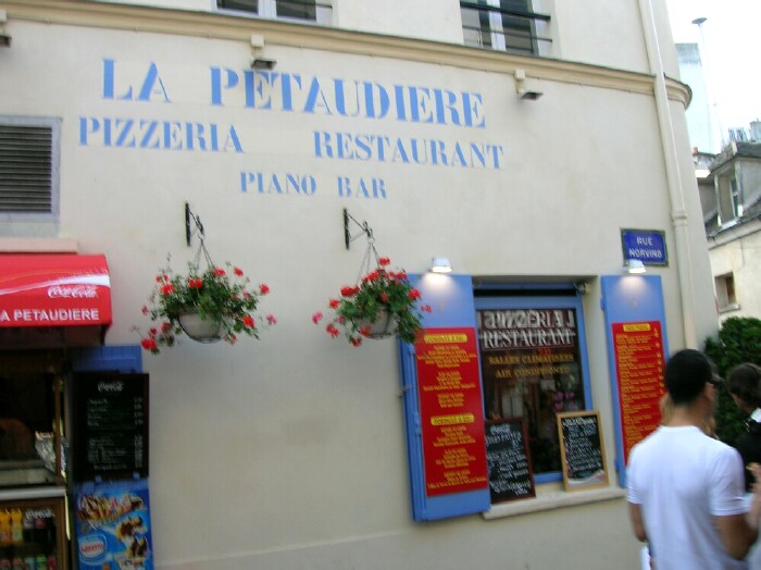 restaurant La Ptaudire montmartre Paris