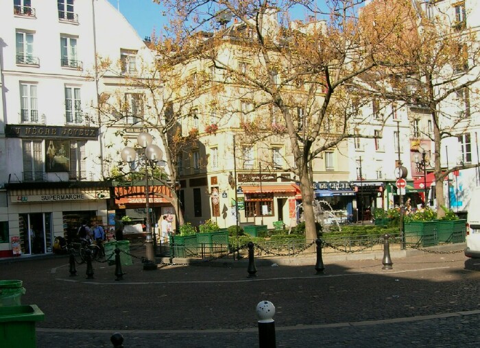 Place de la Contrescarpe quartier latin Paris